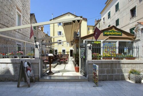 Гостиница Aspalathos Residence в Сплите