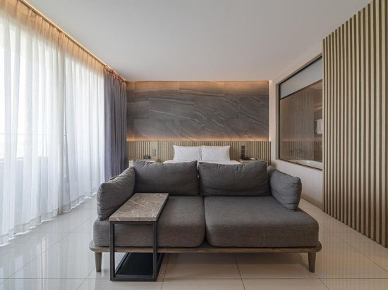 Фото Mandarin Eastville Pattaya
