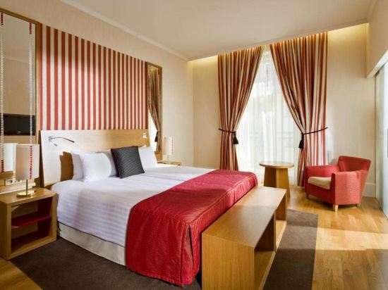 Фото Mamaison Hotel Riverside Prague