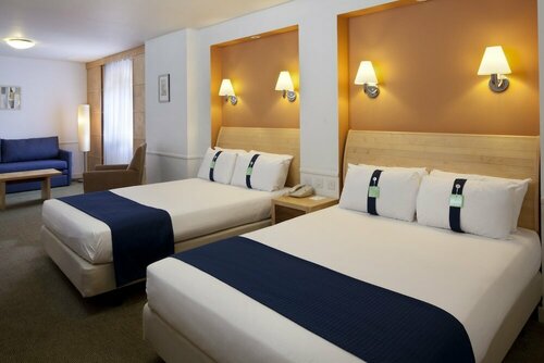 Гостиница Holiday Inn Guildford, an Ihg Hotel в Гилфорде