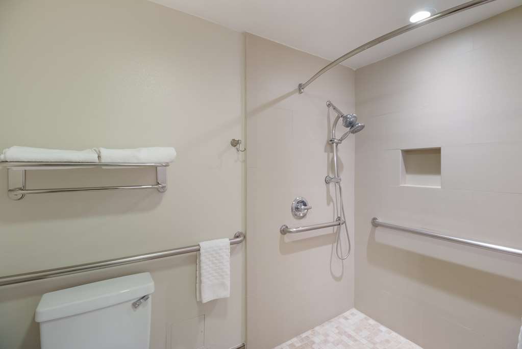 Фото Best Western Woodland Hills Inn