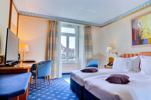 Гостиница Hôtel Mirabeau Lausanne в Лозанне