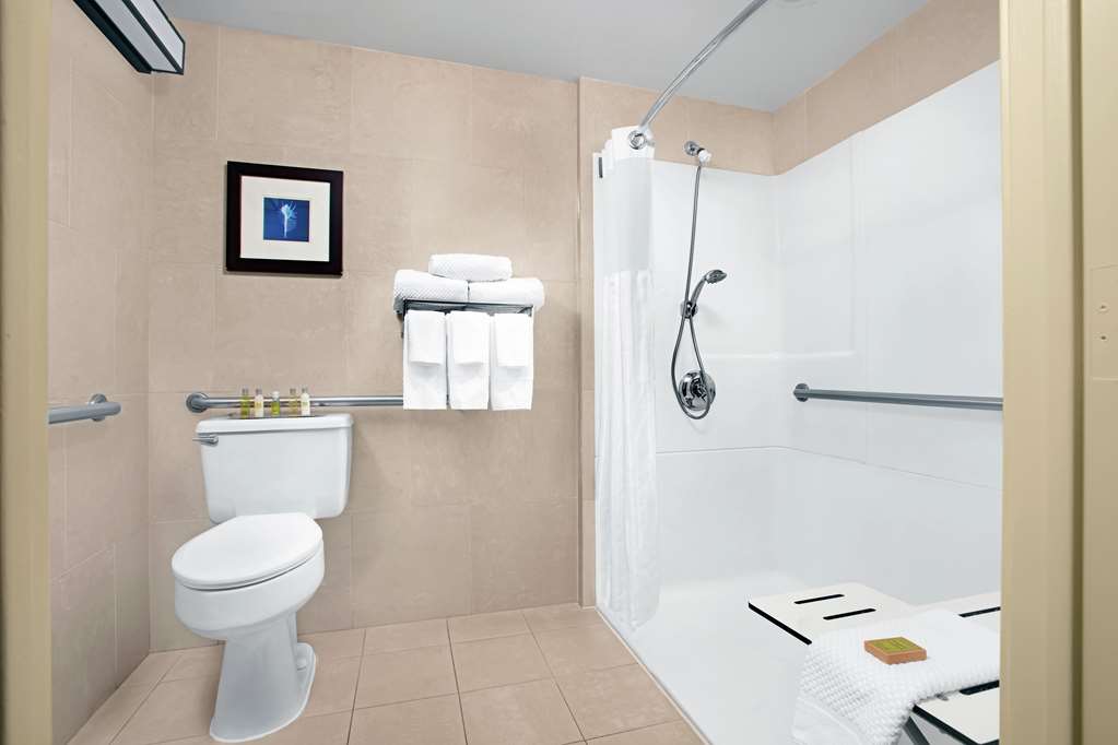 Фото Doubletree by Hilton Hotel Miami Airport & Convention Center