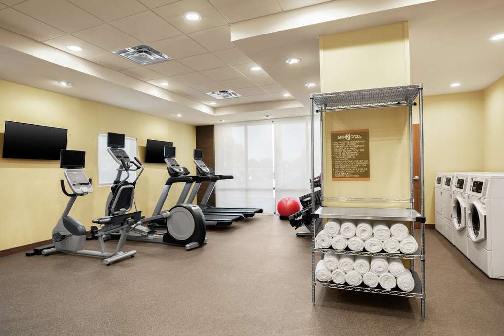 Фото Home2 Suites by Hilton Warminster Horsham