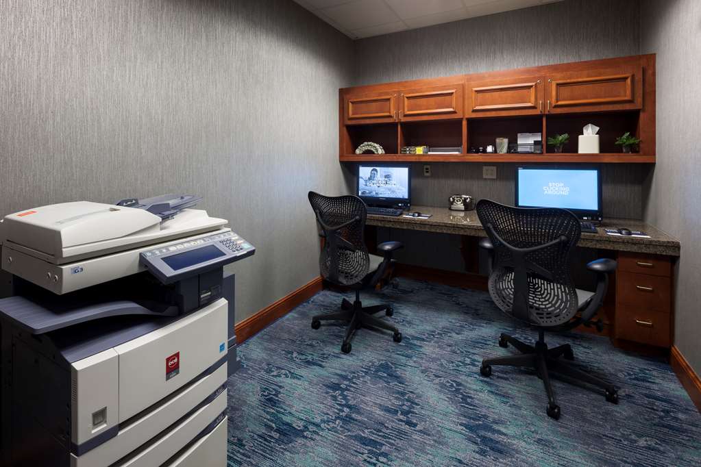 Фото Hilton Garden Inn Austin North