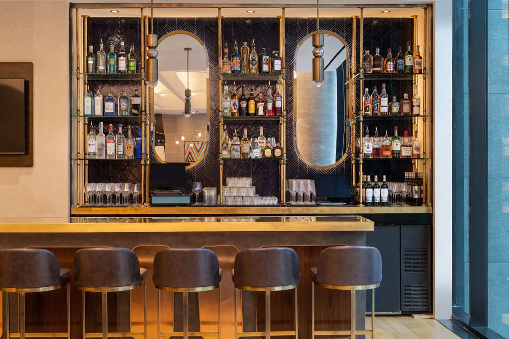 Фото Motto by Hilton New York City Chelsea