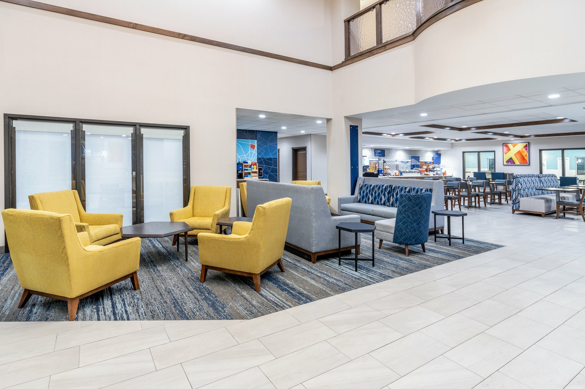 Фото Holiday Inn Express Hotel & Suites - Cheyenne, an Ihg Hotel
