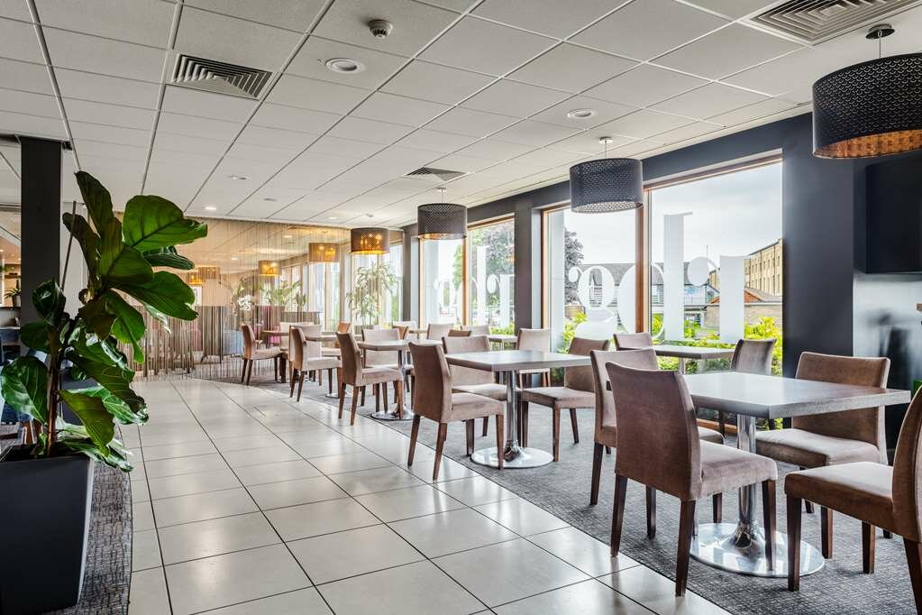 Фото Park Inn by Radisson Peterborough