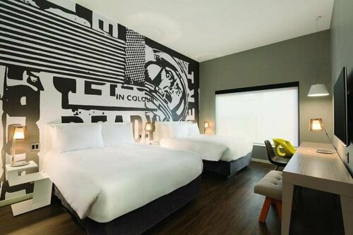 Гостиница Radisson Red Minneapolis Downtown в Портленде