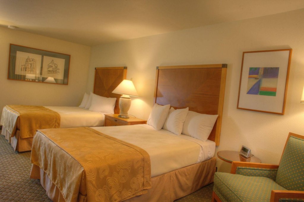 Фото Olympic View Inn