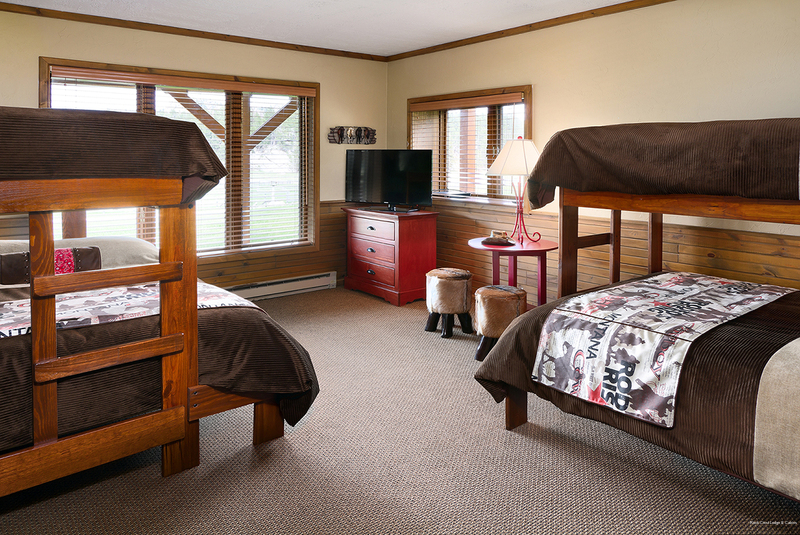 Фото Rock Crest Lodge And Cabins