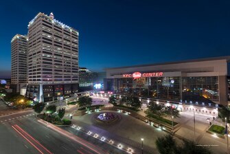 Фото Courtyard by Marriott Louisville Downtown