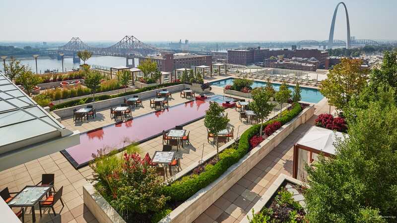 Фото Four Seasons Hotel St Louis