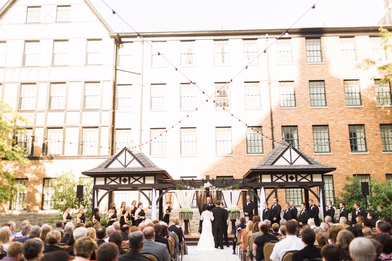 Фото Hotel Roanoke & Conference Ctr, Curio Collection by Hilton