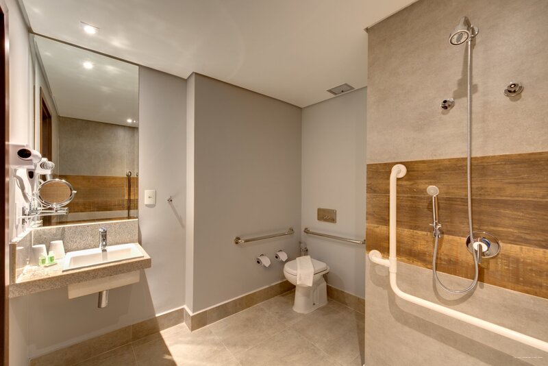 Фото Linx Galeao by Wish