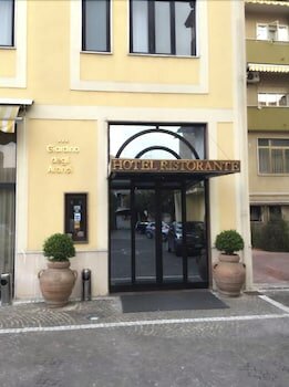 Гостиница Hotel Giardino Degli Aranci