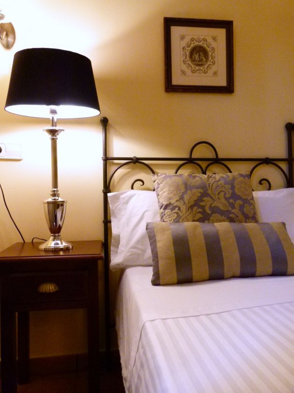 Фото Apartamentos Hospederia de los Reyes