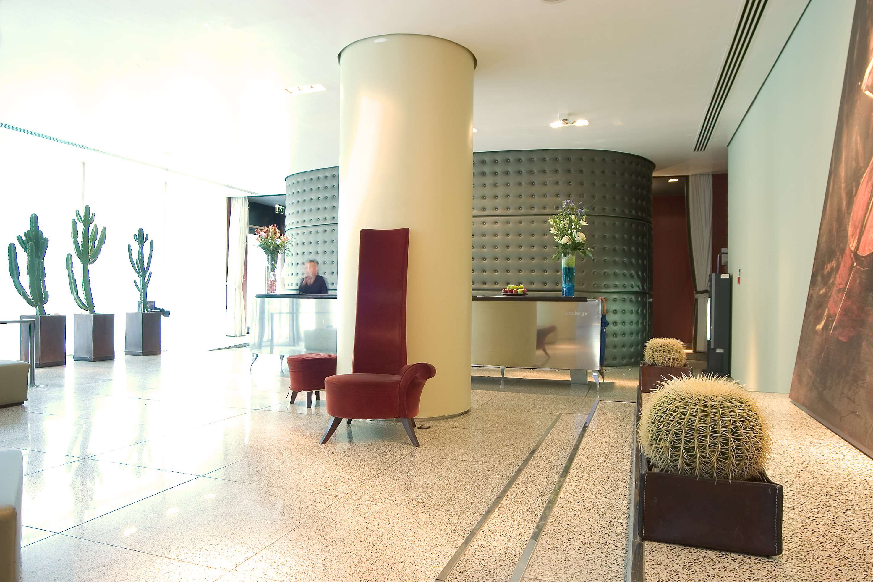 Фото отеля 2