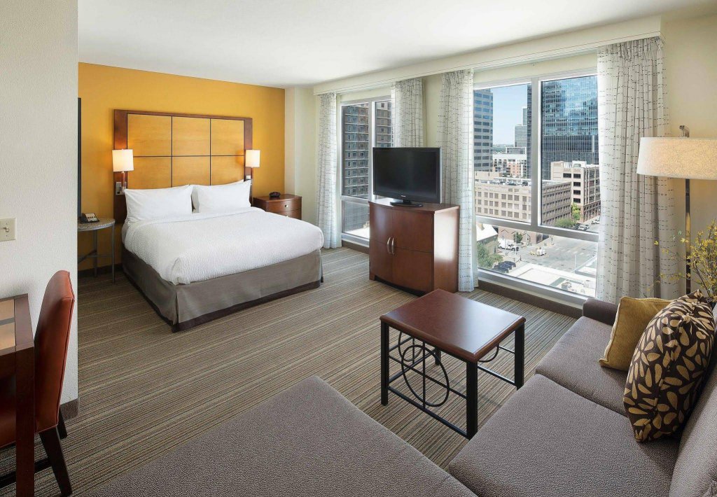 Фото Courtyard by Marriott Austin Downtown/Convention Center