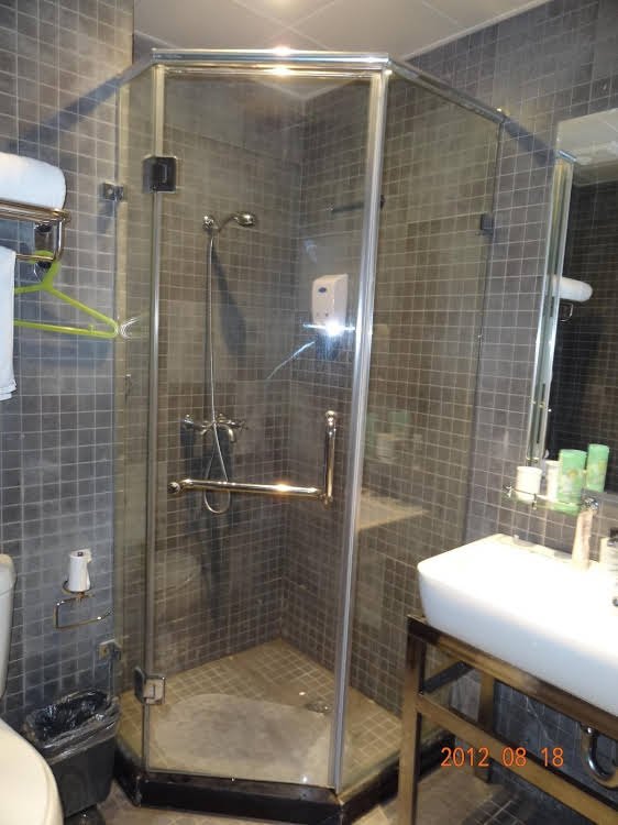 Фото 7 Days Inn Dalian Xinghai Park Wanda Plaza Branch