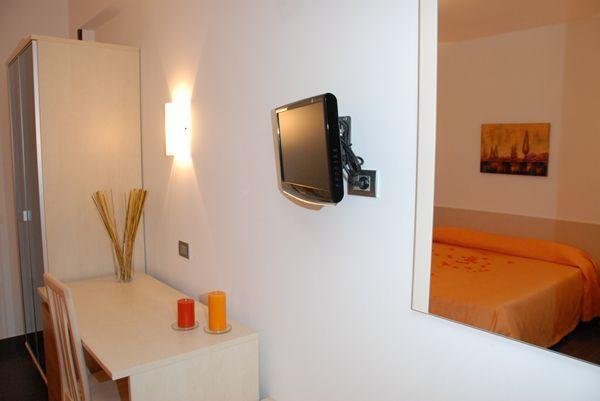 Фото His Majesty's Hotel and Apartments