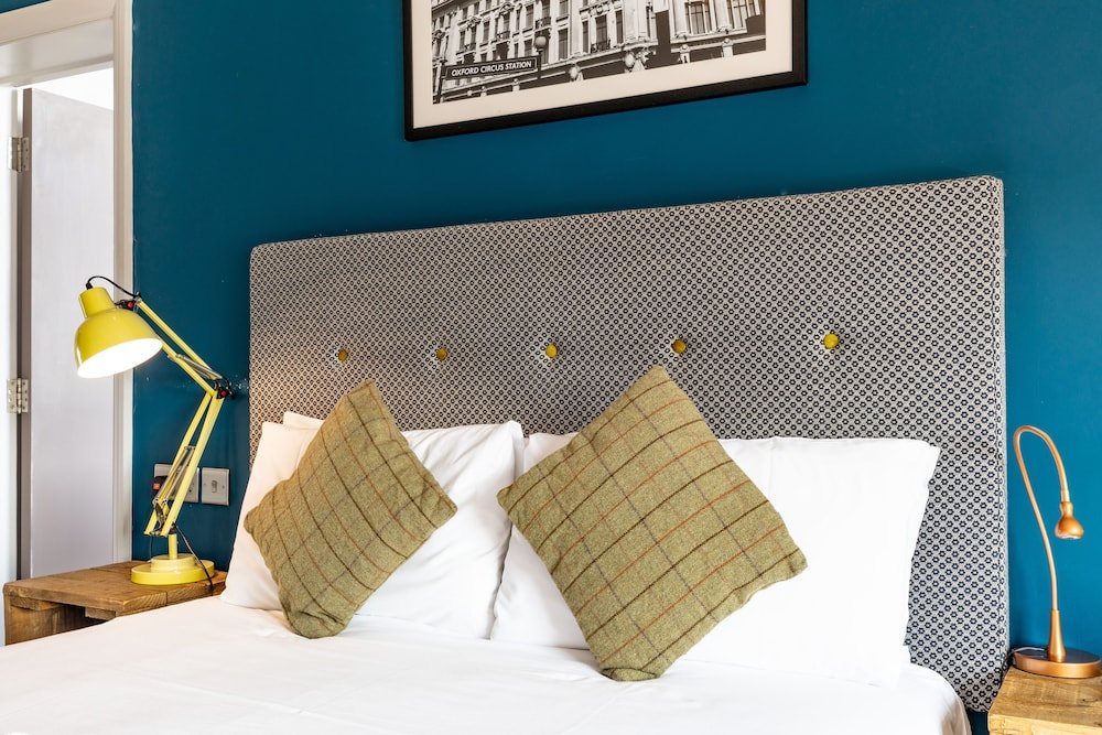 Фото The Station Hotel