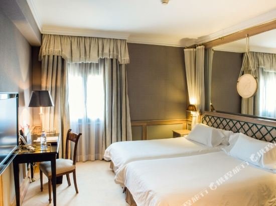 Фото Hotel Palafox