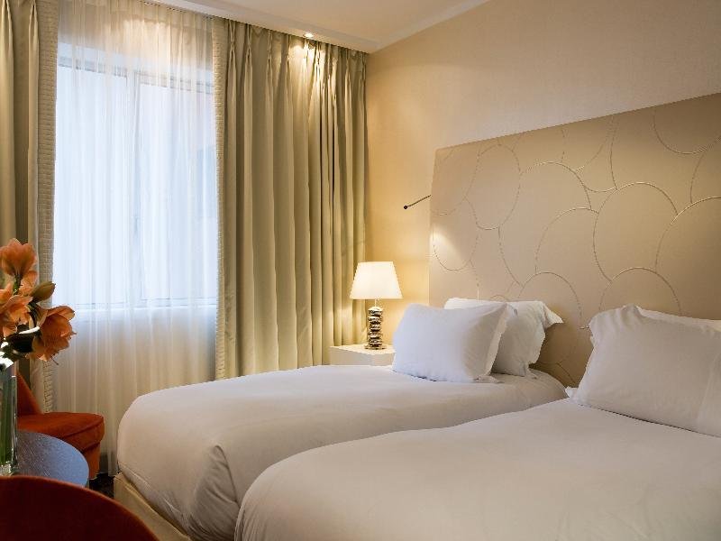 Фото Sofitel Marseille Vieux Port