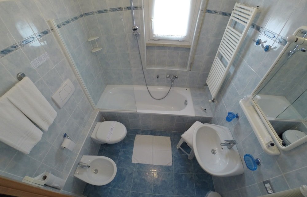 Фото Albergo Villa Edera