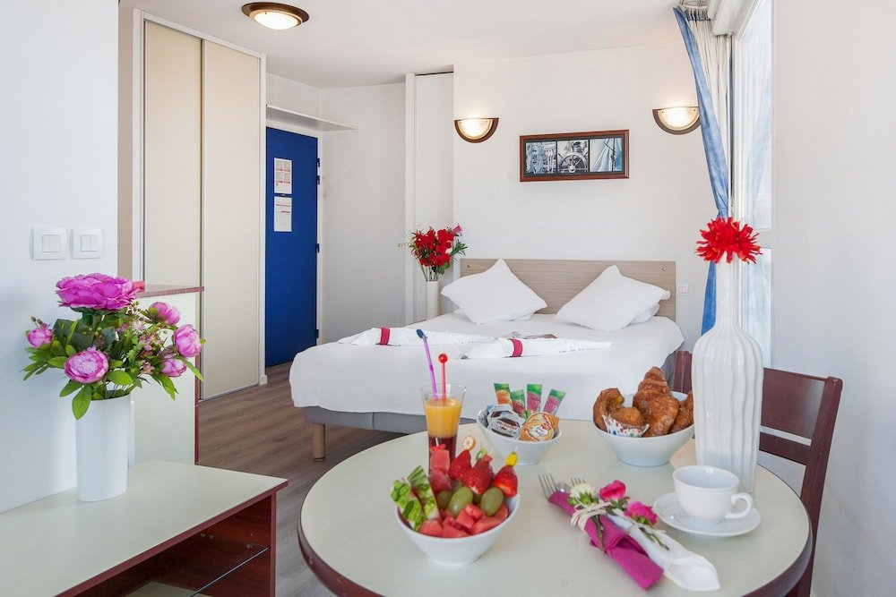 Фото Appart'City Lyon Villeurbanne