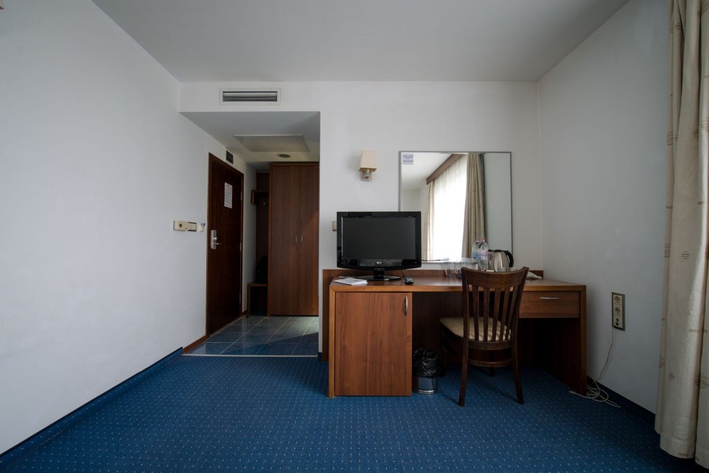 Фото Amiral Hotel