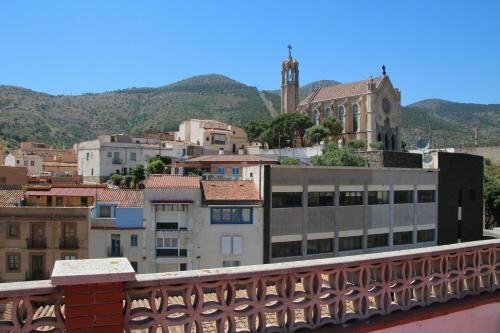 Hotel Hostal Portbou, Catalonia, photo