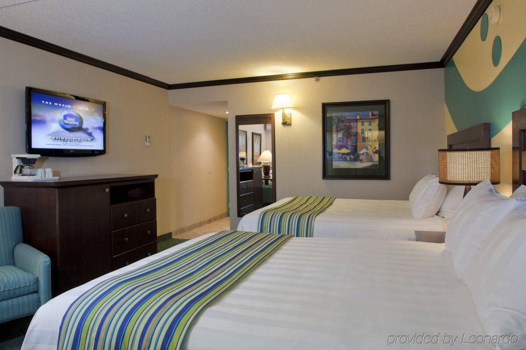 Фото Best Western Plus Port O'Call Hotel
