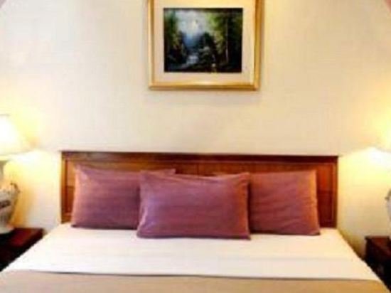 Фото Howard Square Boutique Hotel