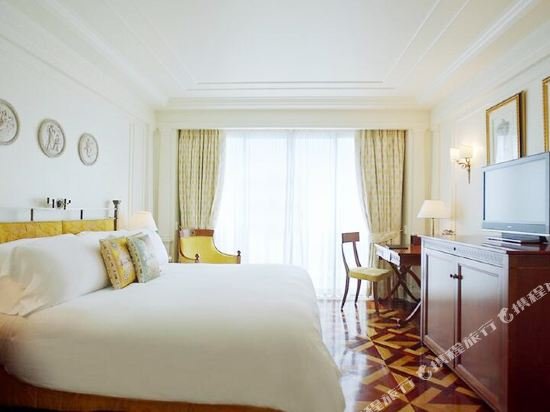 Фото Imperial Hotel Gold Coast