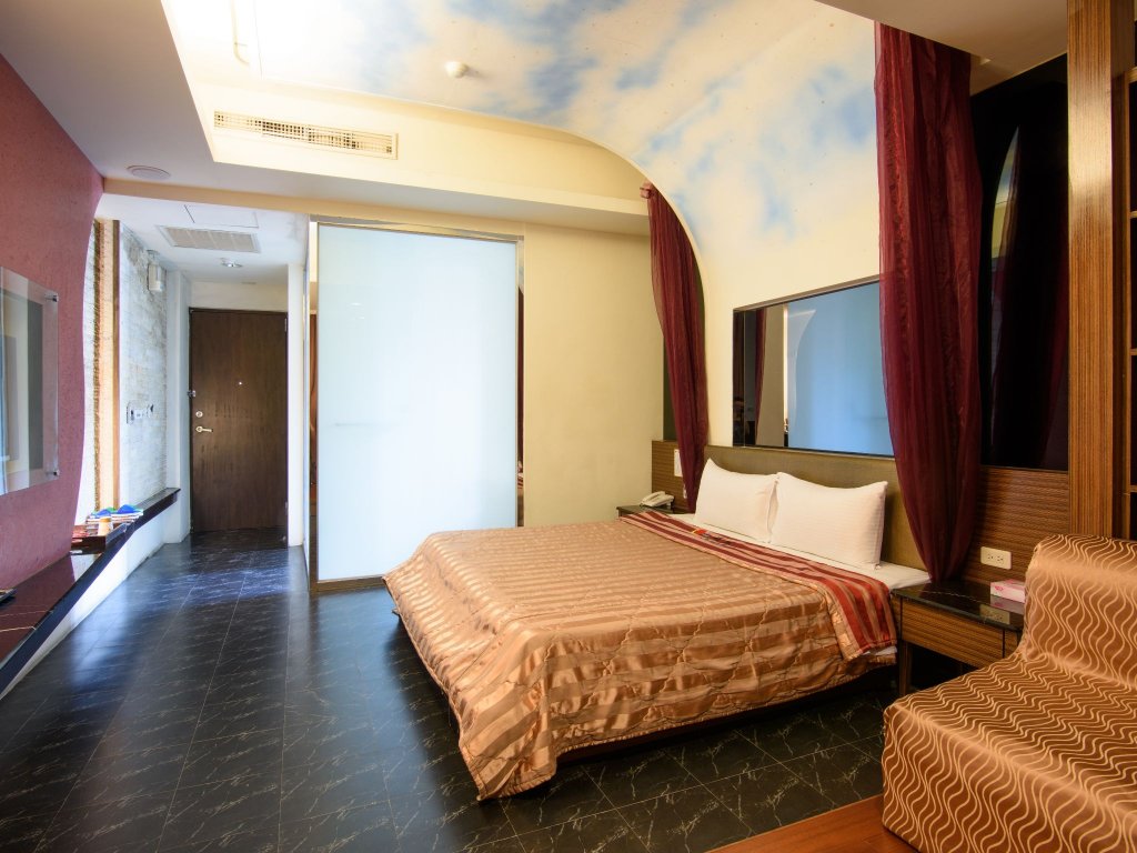 Фото Harbor Elite Hotel