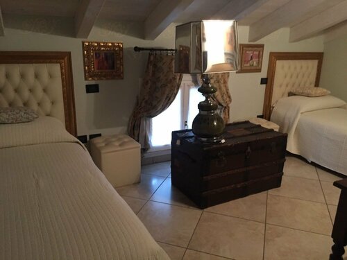 Гостиница B&b A Casa dell'Antiquario