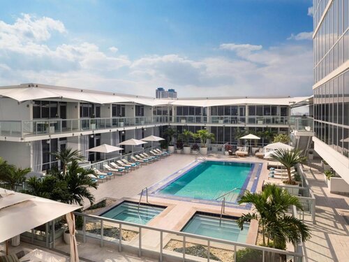 Гостиница The Gabriel Miami Downtown, Curio Collection by Hilton в Майами