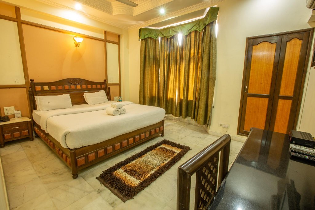 Фото Hotel Vasundhara Palace Rishikesh
