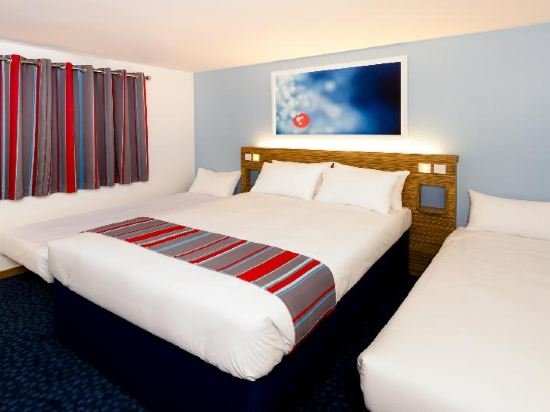 Фото Отель ibis budget Dundee Camperdown