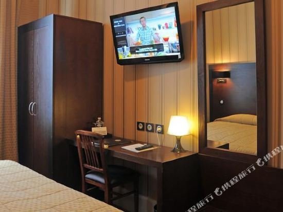 Фото Le Grand Hotel De Tours