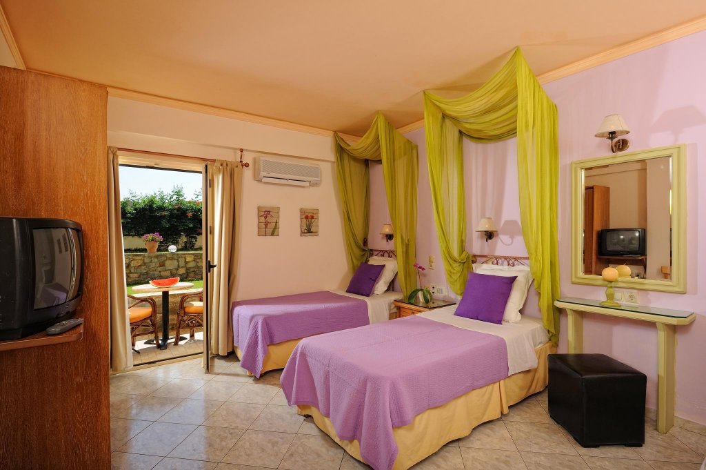 Фото Socrates Hotel