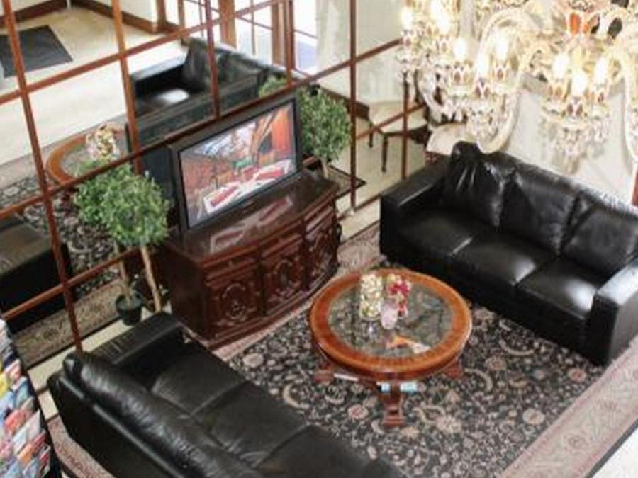 Фото Adelaide Inn