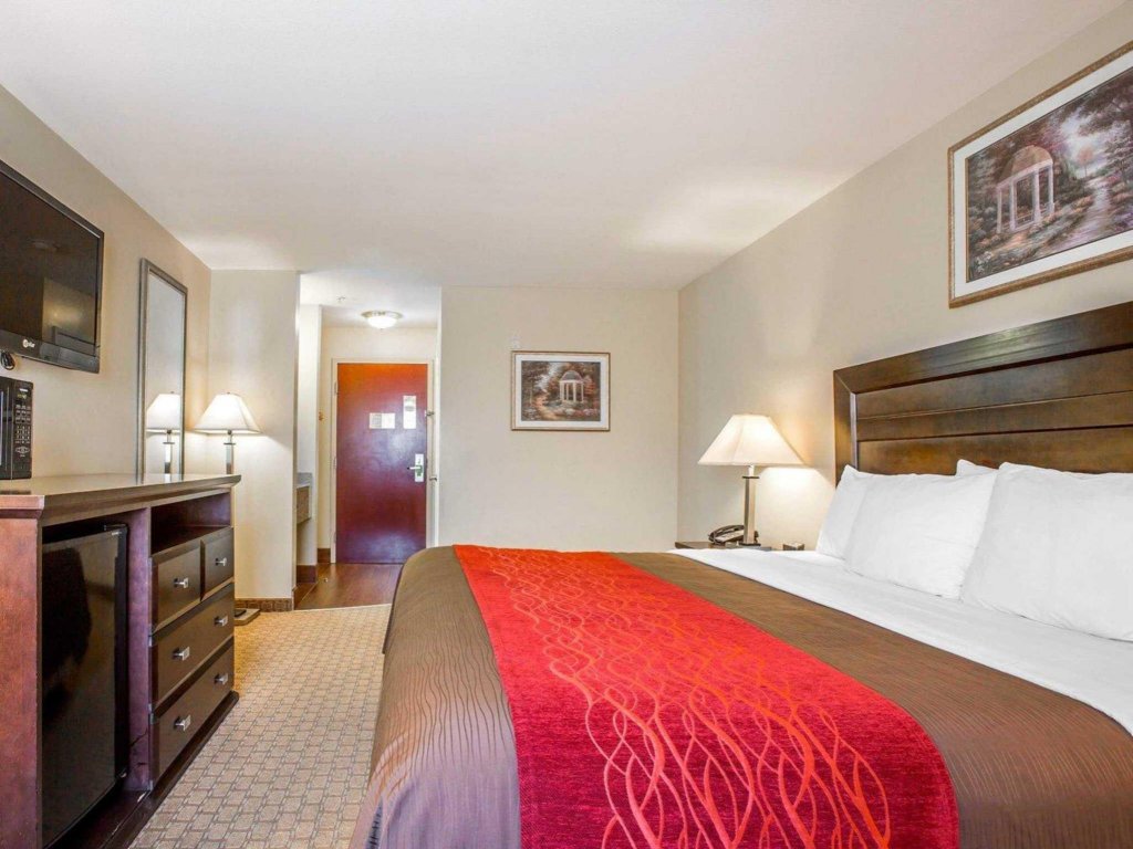 Фото Comfort Inn Monterey Park - Los Angeles