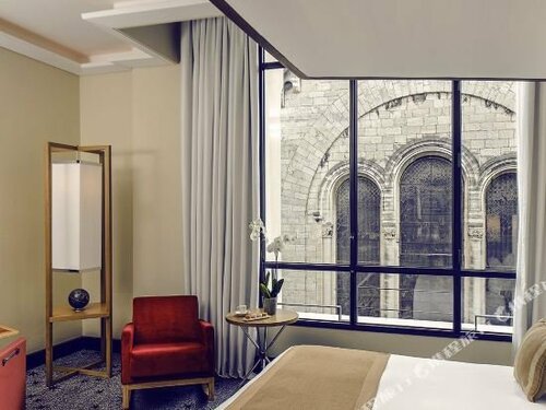 Гостиница Five Seas Hotel в Каннах