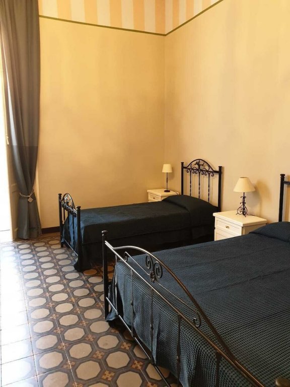Фото Ortigia Bed and Breakfast