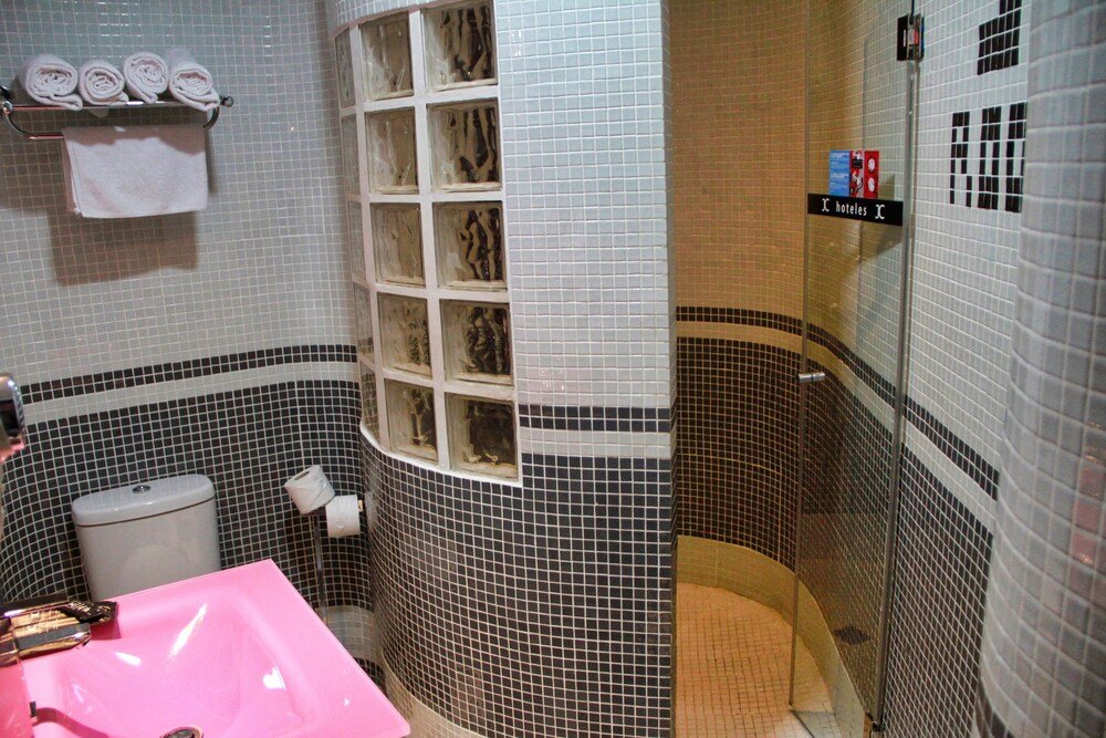 Фото Jc Rooms Santa Ana