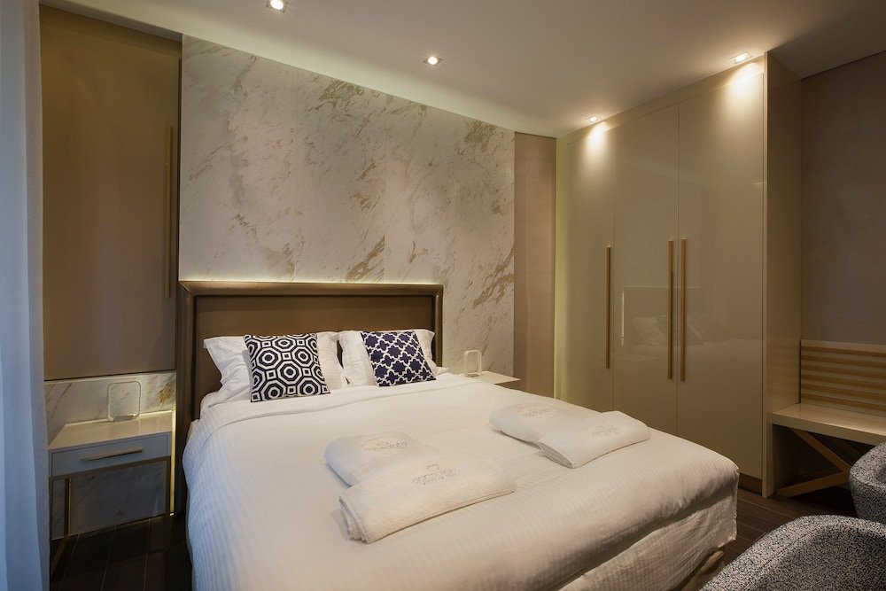 Фото Consolato Boutique