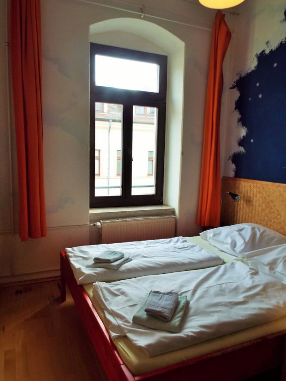Фото Hostel Mondpalast