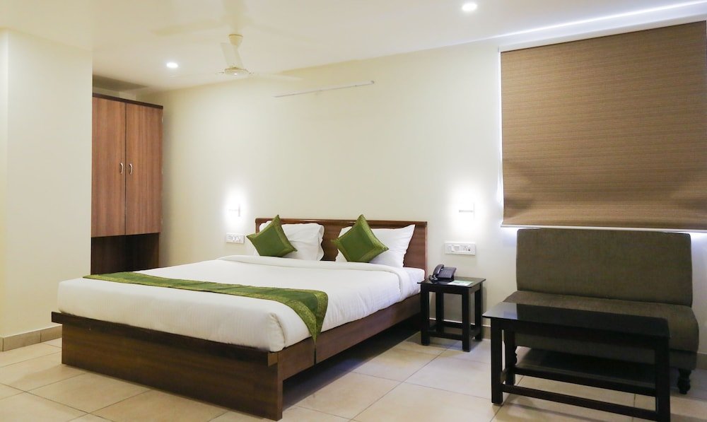 Фото Treebo Trend N Square